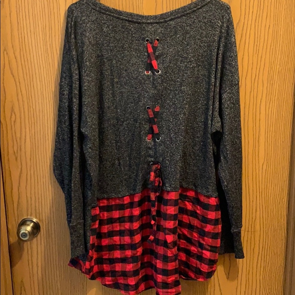 Maurices black and plaid top